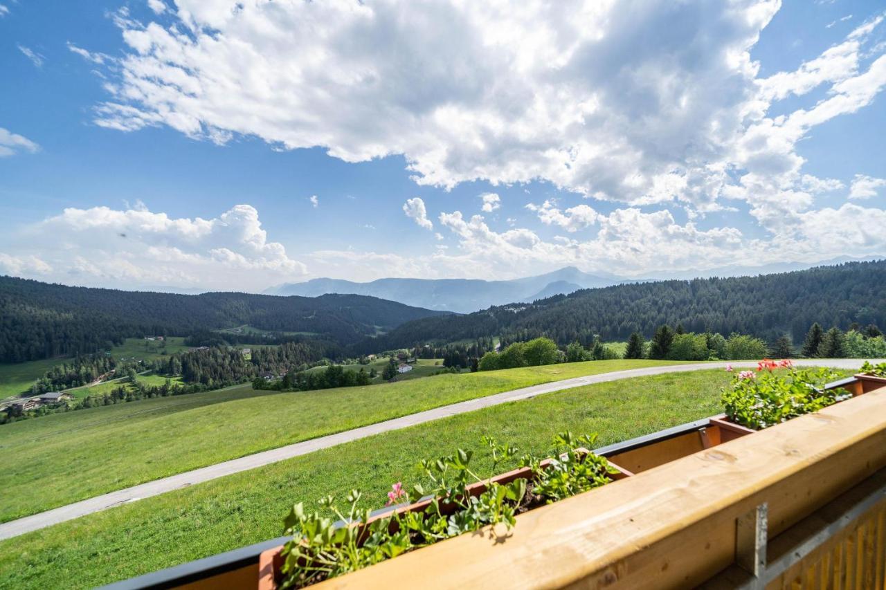 Haughof Apartement Laerchenweide Verano Buitenkant foto